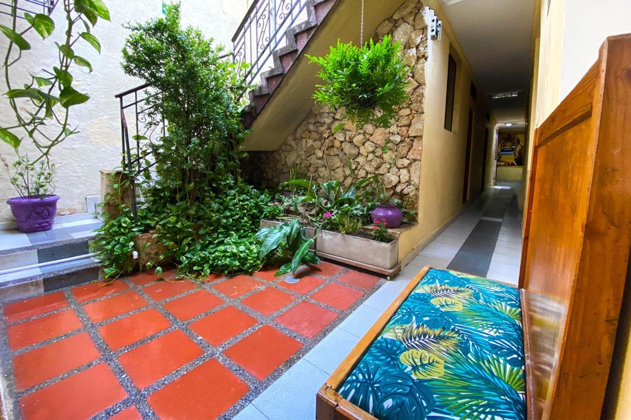 Ayenda Republicano Colonial No 2 * Santa Marta (Magdalena)